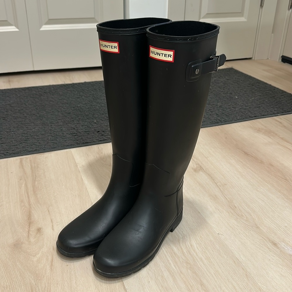 Hunter Black Tall Rain Boots